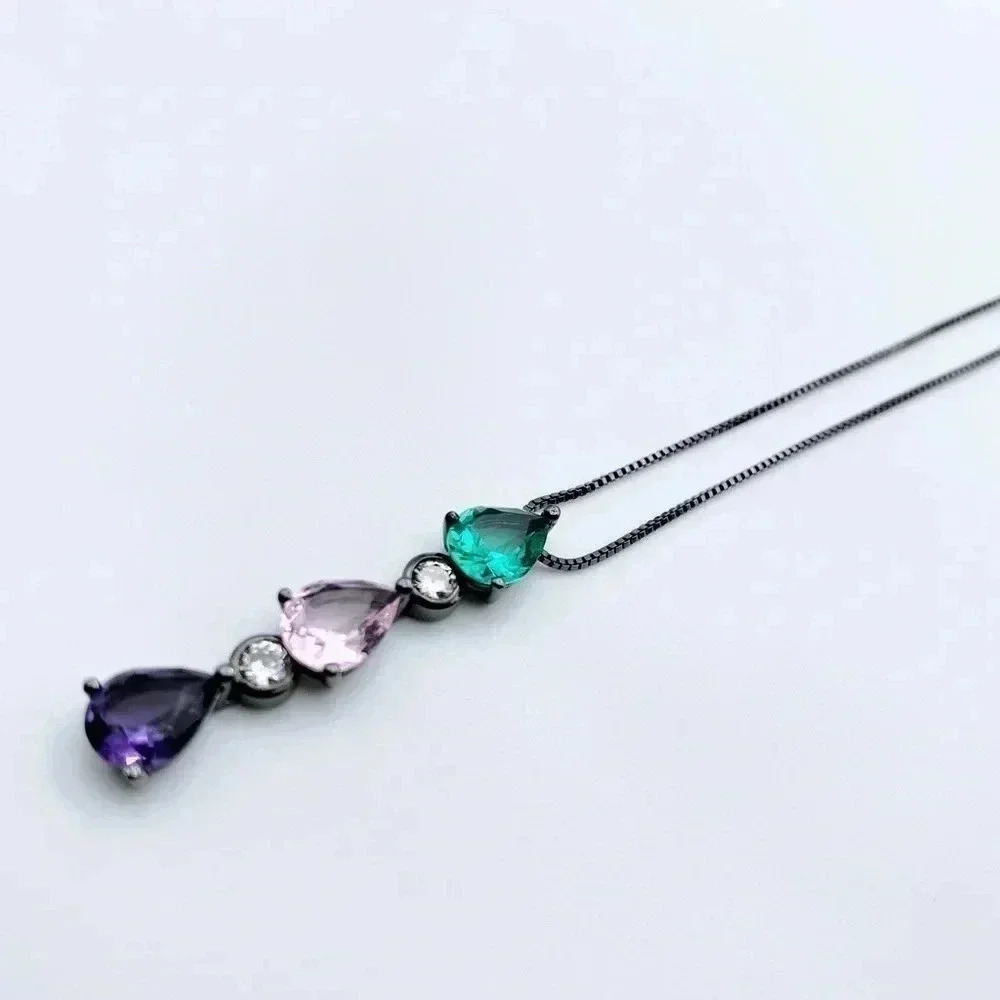 STONE Pendant Necklace - Picture 2 of 6